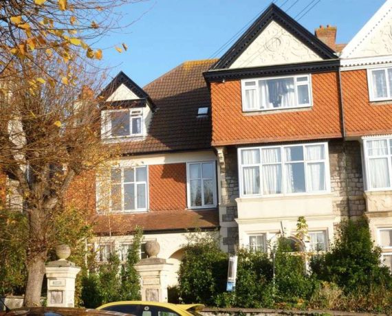 2 Bedroom Flat